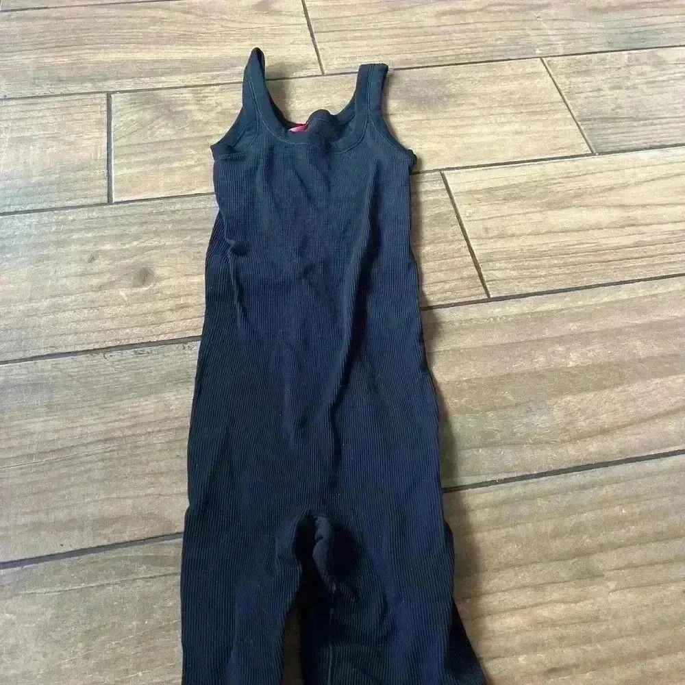 SPANX black ribbed sleeveless romper medium - Picture 3 of 4